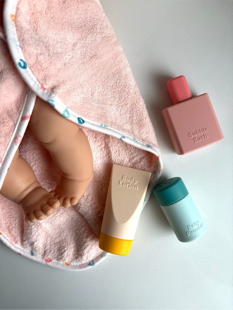 Tiny Bath Time