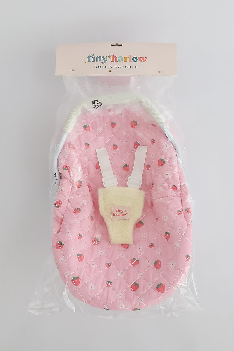 Tiny Harlow Dolls Car Seat Capsule - Strawberry Picnic