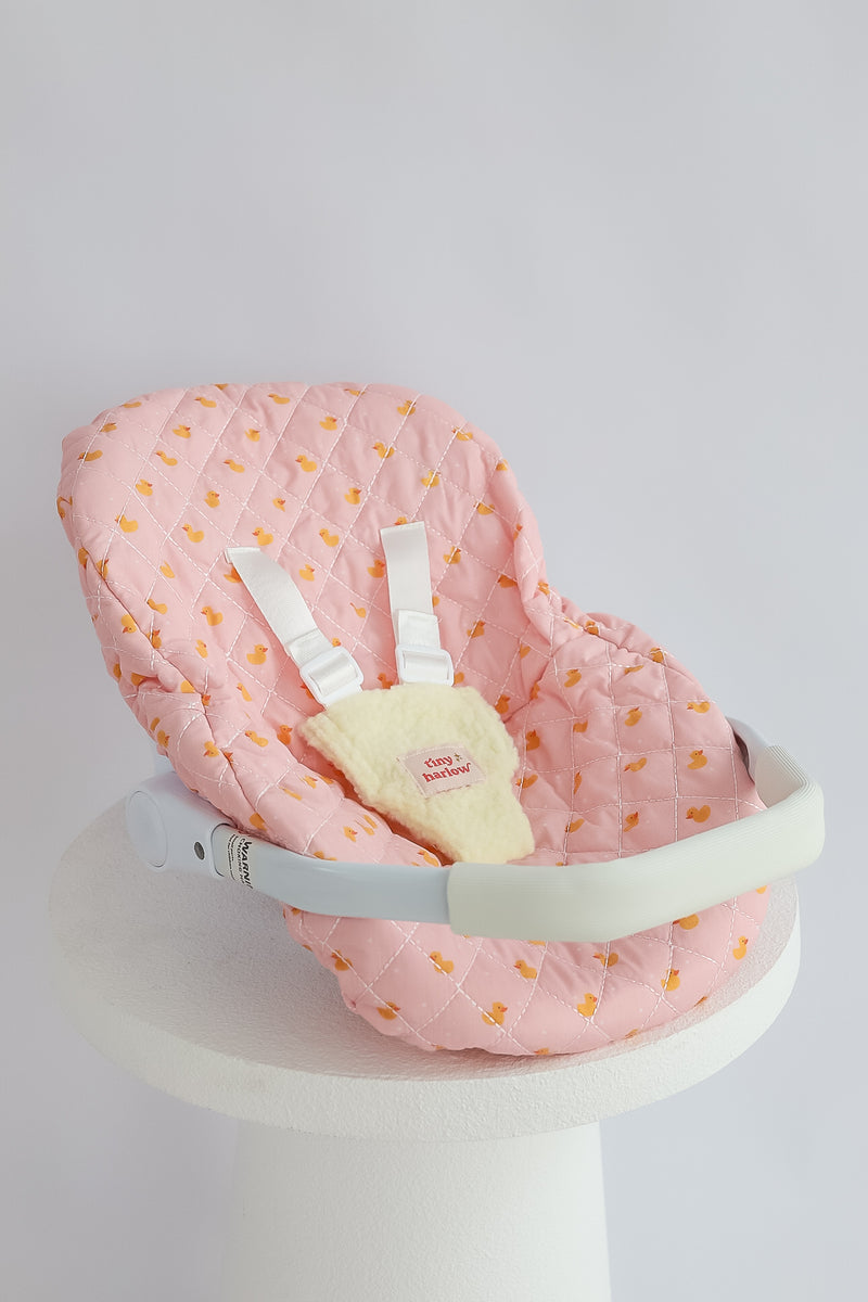Tiny Harlow Dolls Car Seat Capsule - Pink Ducky