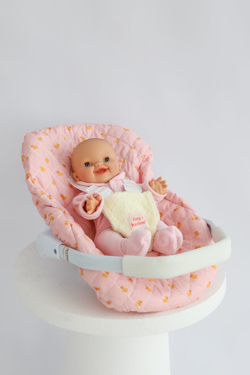 Tiny Harlow Dolls Car Seat Capsule - Pink Ducky